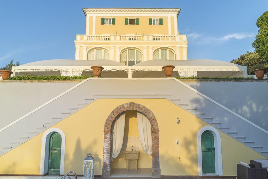 Villa Parisi Grand Hotel カスティリョンチェッロ エクステリア 写真